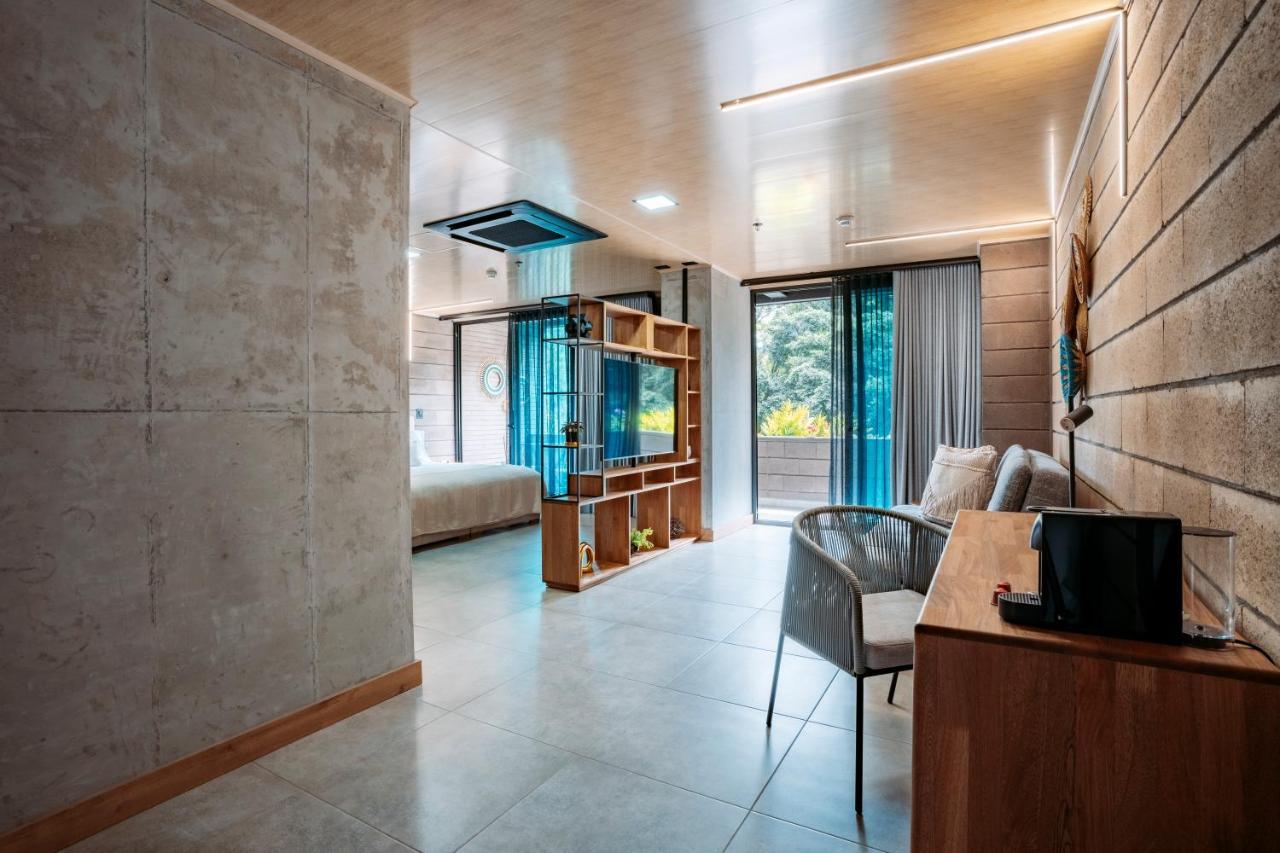 Hotel Living By Armoniko Medellín Buitenkant foto
