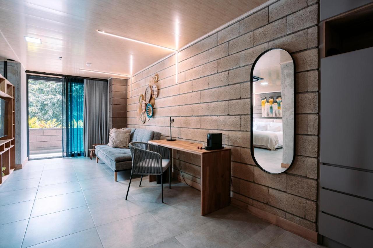 Hotel Living By Armoniko Medellín Buitenkant foto