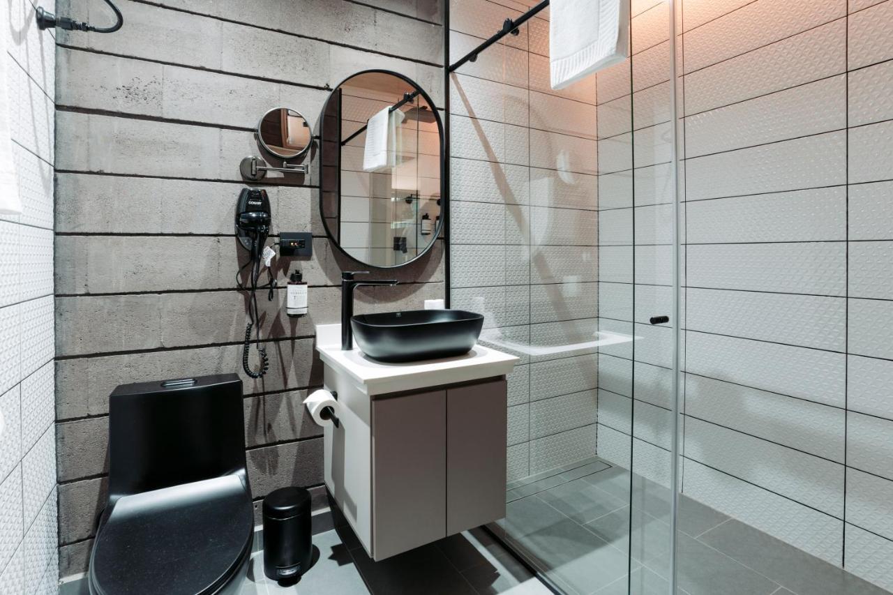 Hotel Living By Armoniko Medellín Buitenkant foto