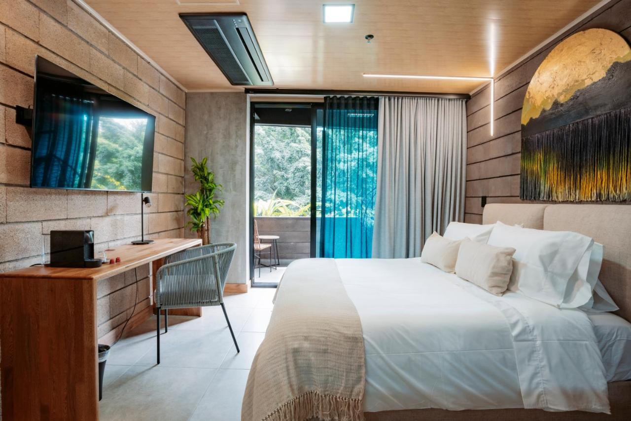 Hotel Living By Armoniko Medellín Buitenkant foto