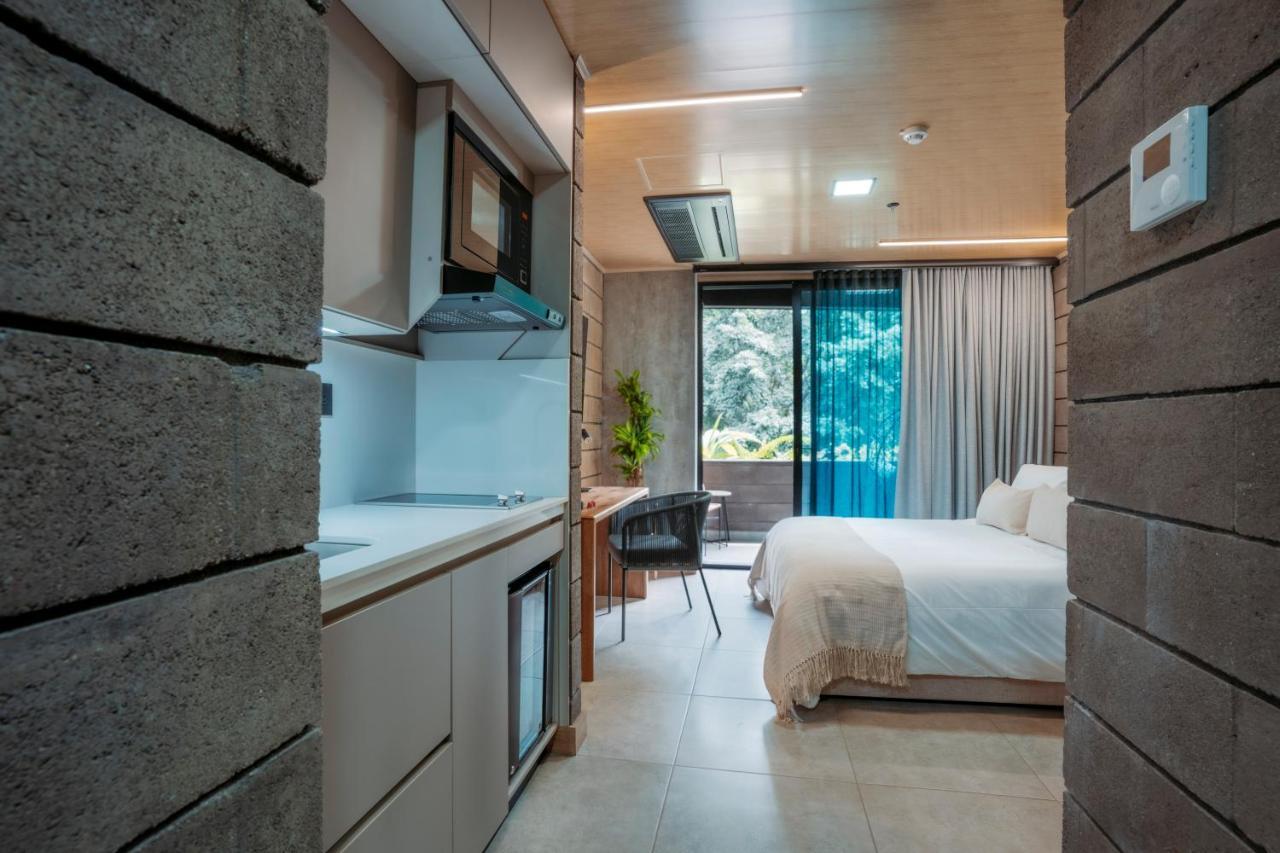 Hotel Living By Armoniko Medellín Buitenkant foto