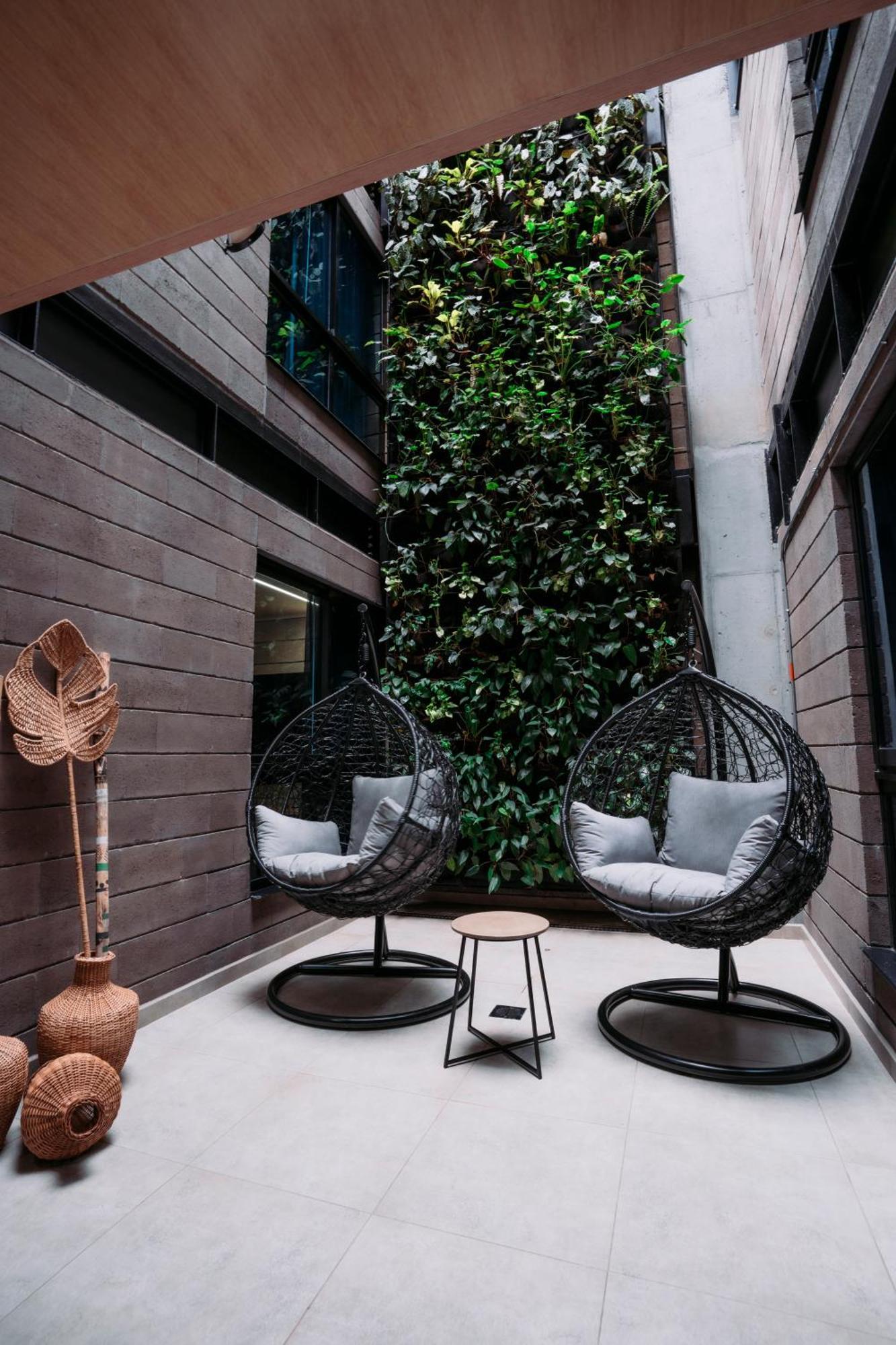 Hotel Living By Armoniko Medellín Buitenkant foto